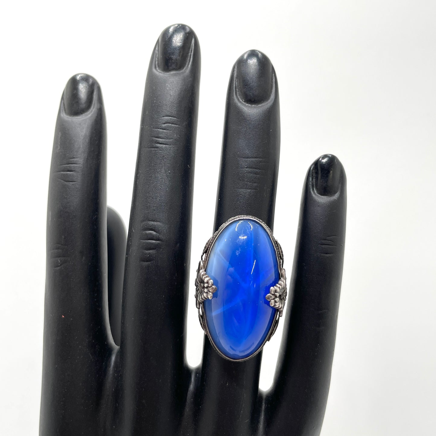 Vintage Sterling Silver & Large Blue Stone Ring - Size 5