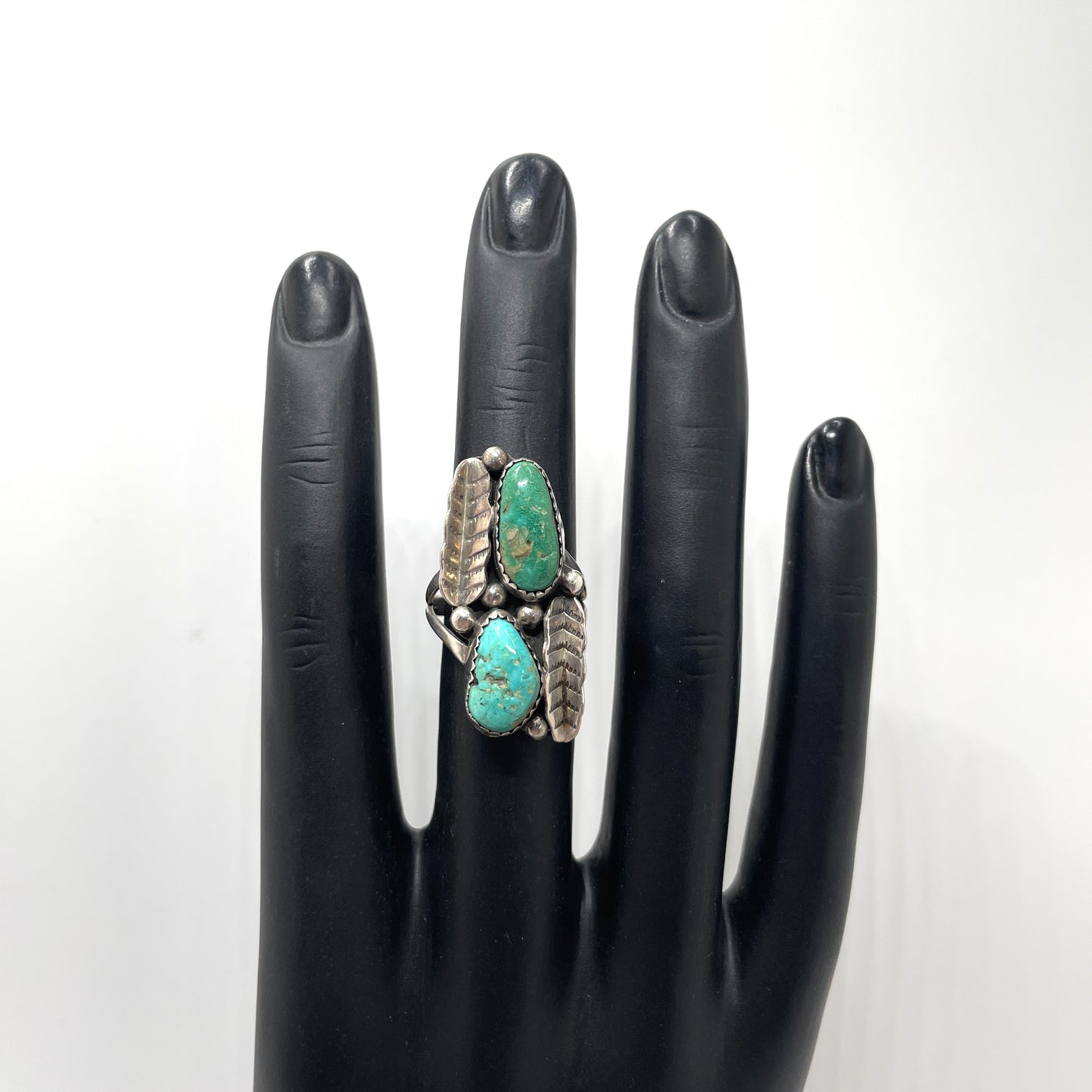 Vintage Sterling Silver & Turquoise Ring - Size 7