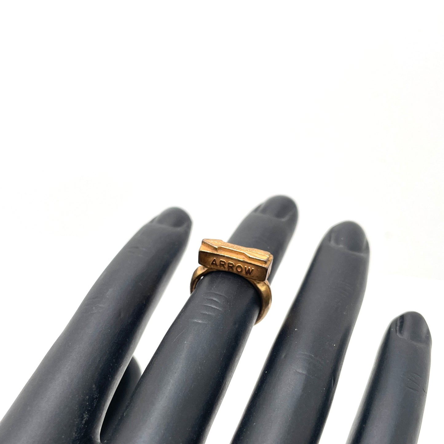 Vintage "Straight As An Arrow" Ring - Size 4.5