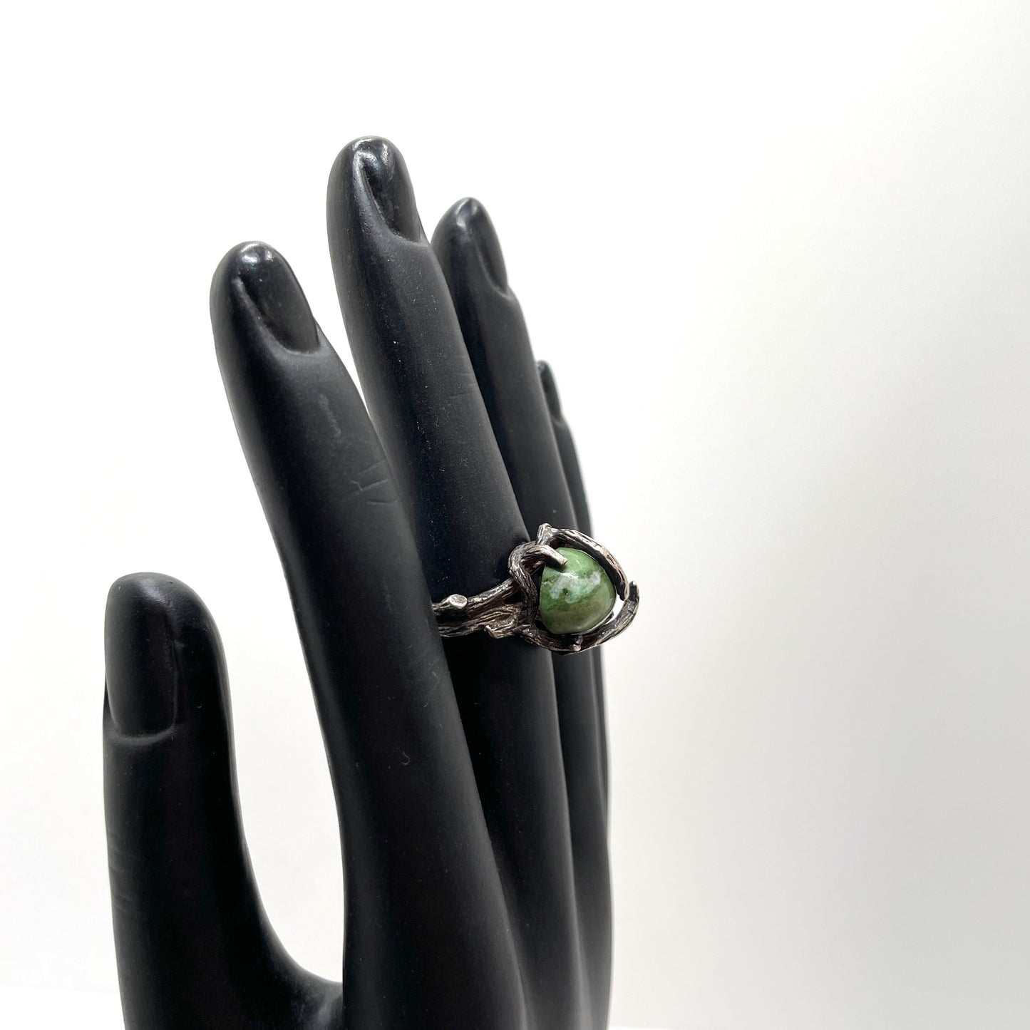 Brutalist Silver & Green Stone Ring - Size 7.25