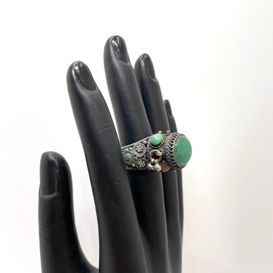 Vintage Sterling Silver Green Cocktail Ring - Size 7