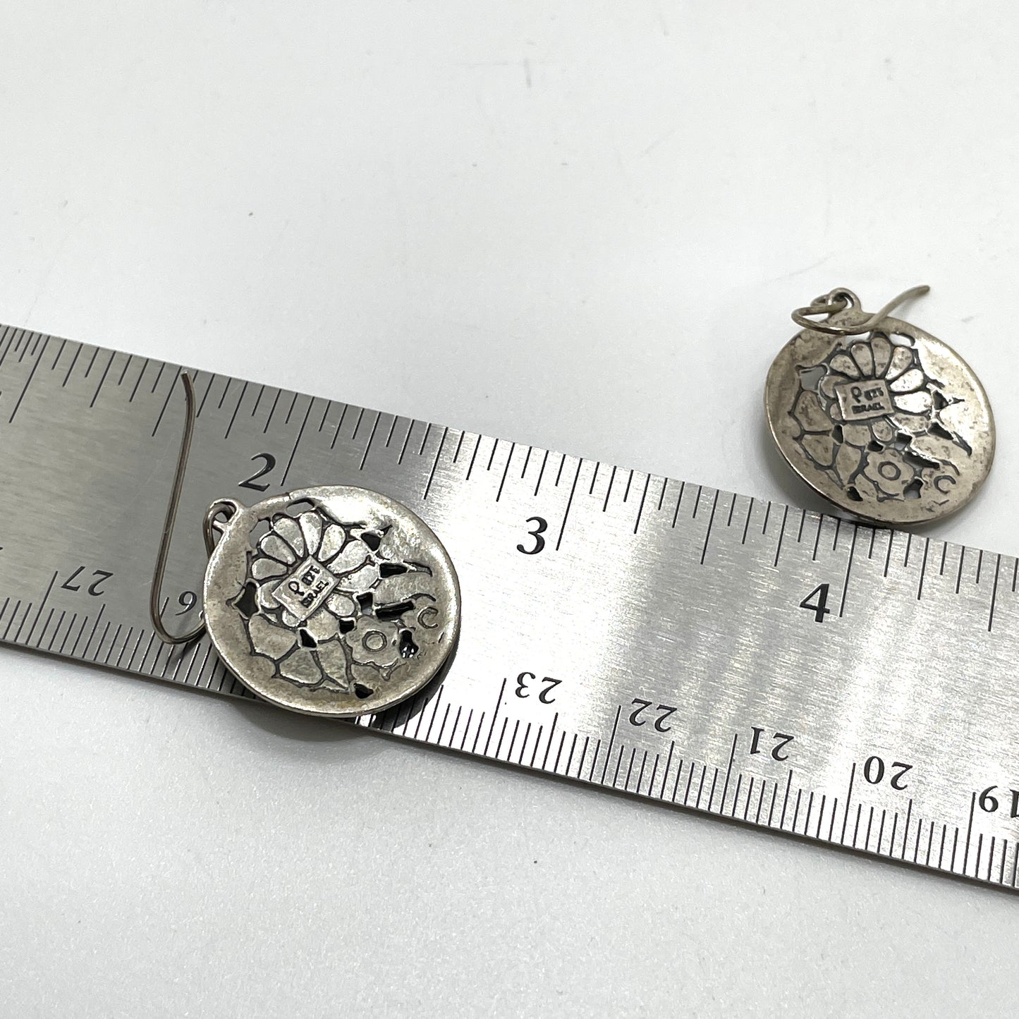 Vintage Israel Sterling Silver Flower Earrings