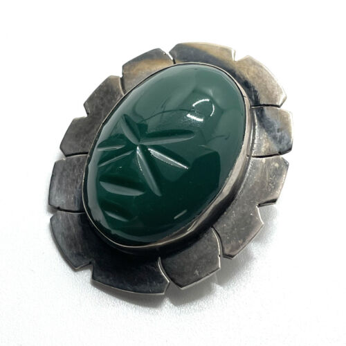 Vintage Sterling Silver & Green Stone Pin with Scalloped Edges