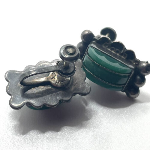 Vintage Mexican Silver Screwback Earrings Malachite Green Stone
